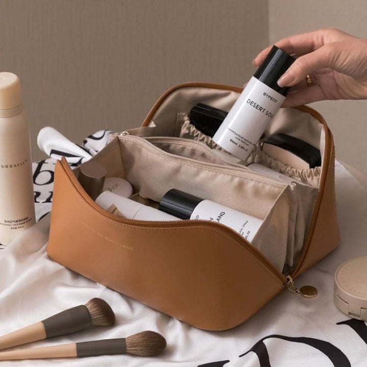 Wearclo | Cosmetic Bag | Elegant and Spacious | Practical Storage