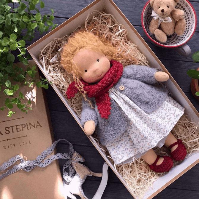 Wearclo | Handmade Waldorf Doll "Poppi" | 35cm | Organic Cotton & Hypoallergenic Textiles | Educational Toy | Sensory Stimulation