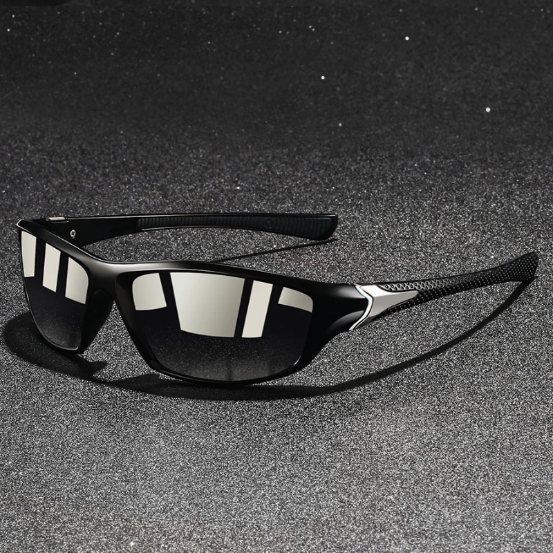 Wearclo | Men’s Polarised Sunglasses – UV400 Protection with Lightweight Metal Frame