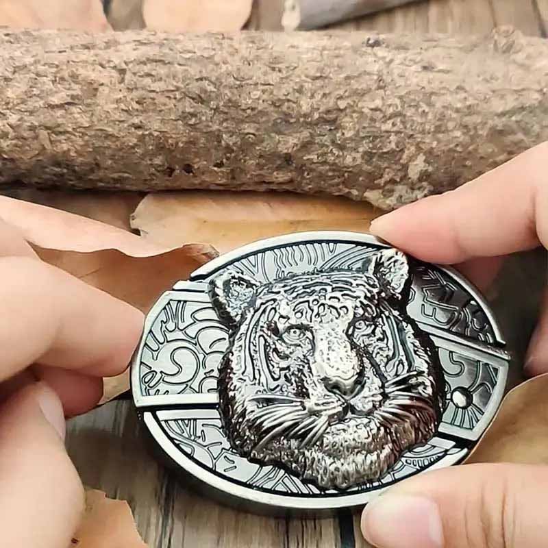 Wearclo | Metal Oval Cowboys Belt Buckle