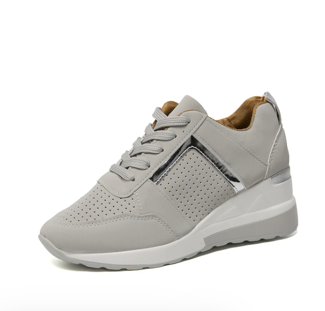 Wearclo Sneaker - No more aching feet