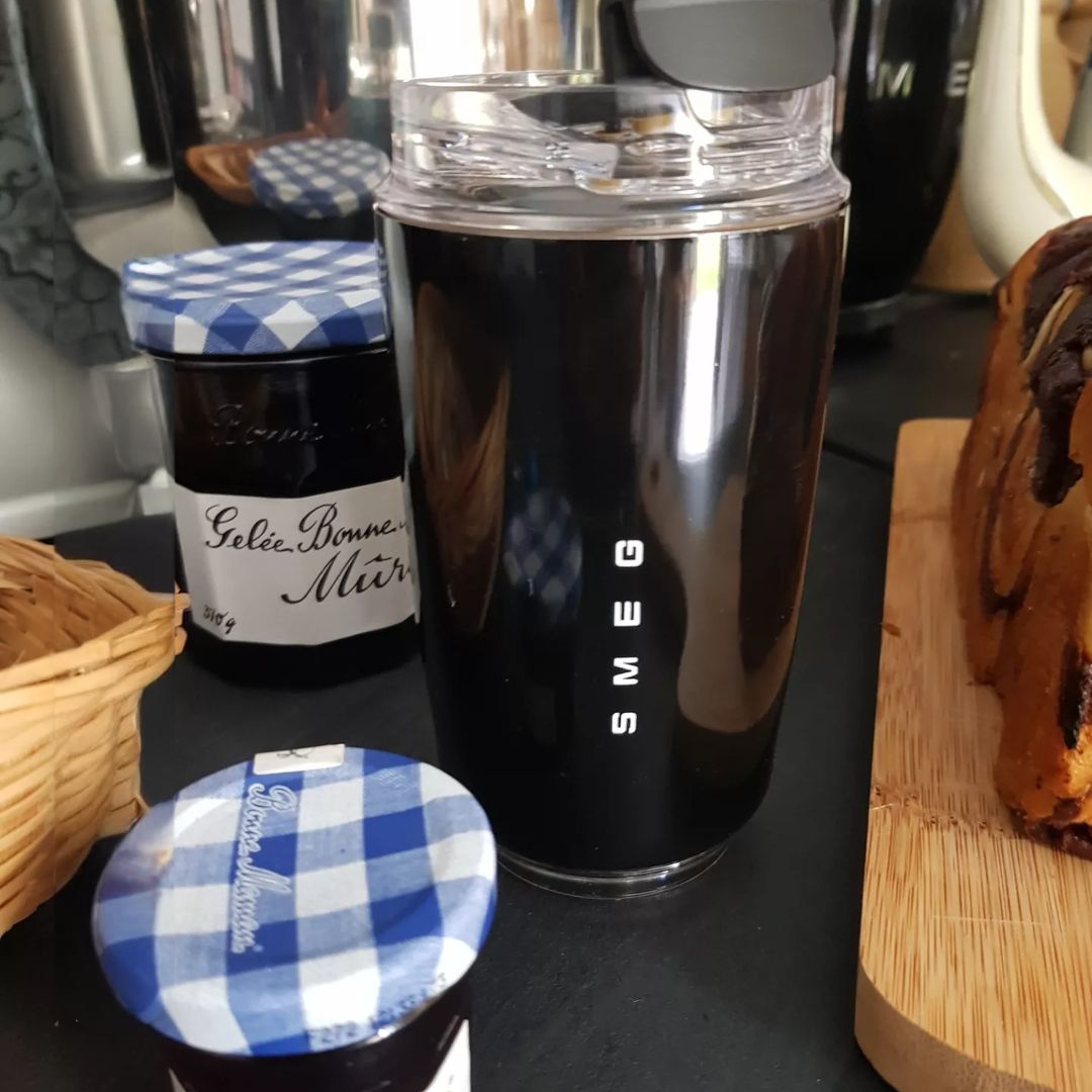 Wearclo | Thermo Cup 500ml | Elegant, Durable and Insulated | Stainless Steel
