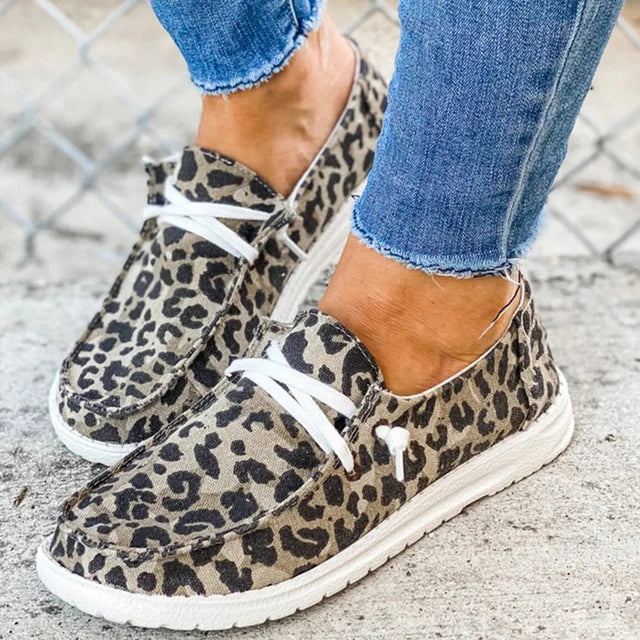 Wearclo - Women's Lace-Up Shoes
