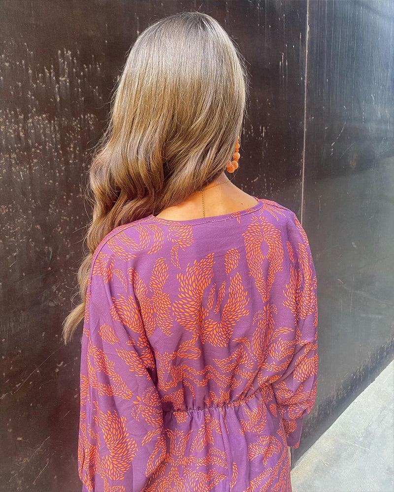 Zali - Elegant Long Sleeve V-Neck Dress