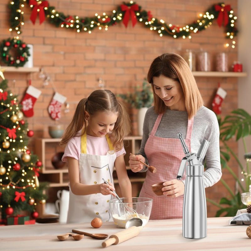 Aluminum Whipped Cream Dispenser with Three Nozzles and Siphon Mechanism
