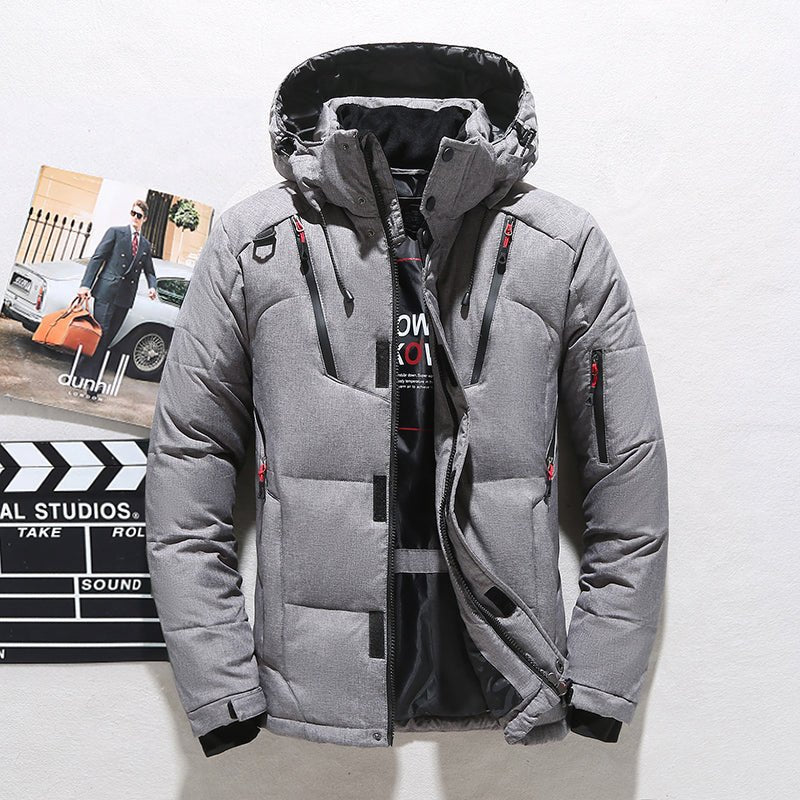 ARCTICSHIELD – Premium winter parka for extreme weather conditions