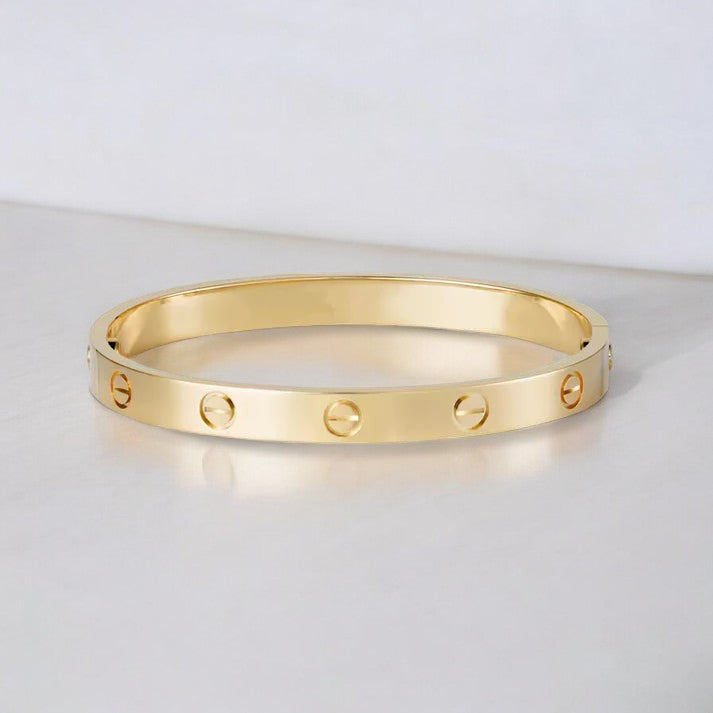 Elegant Bracelet | Gold Design | Timeless Style