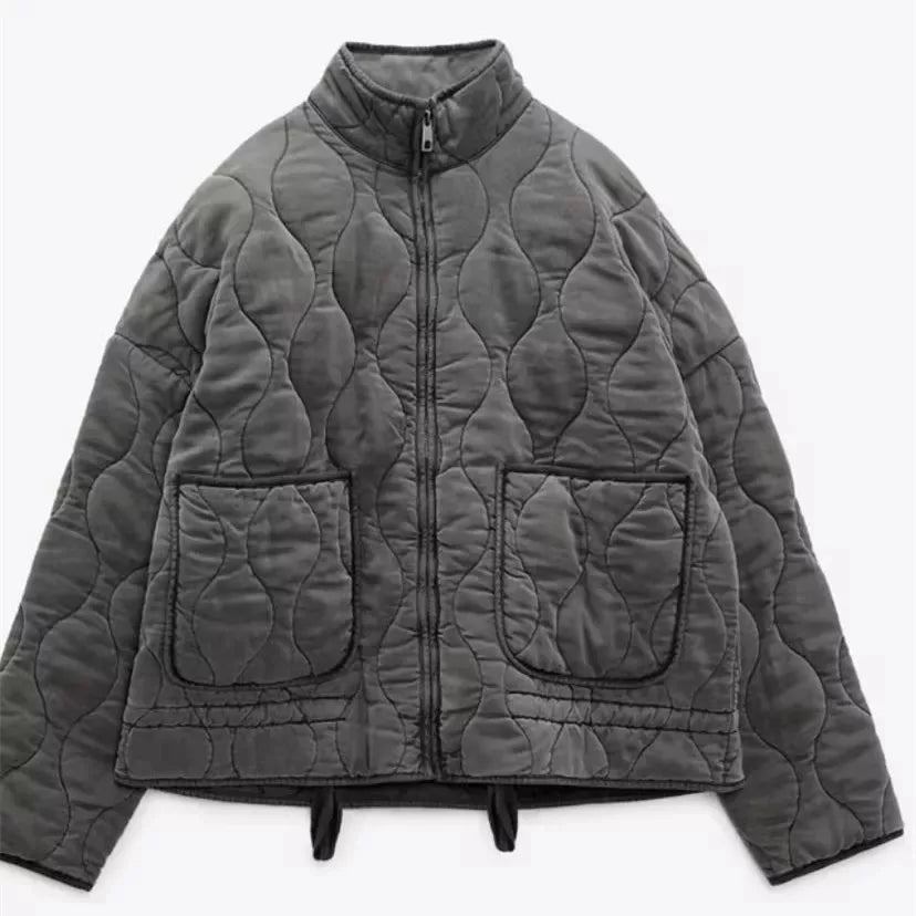 Elegant Women's Jacket with Pocket Details in Multiple Colours
