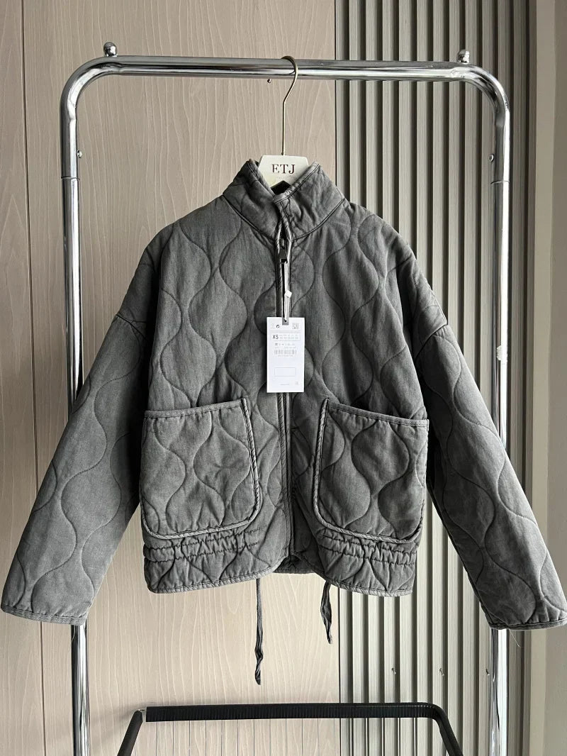 Elegant Women's Jacket with Pocket Details in Multiple Colours