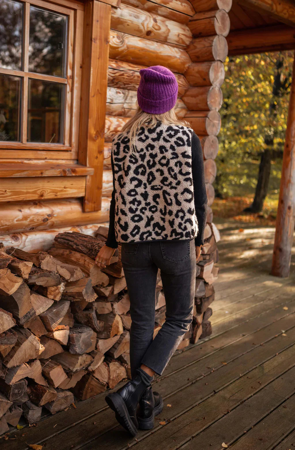 Image of Emma | Women's Leopard Print Sleeveless Vest