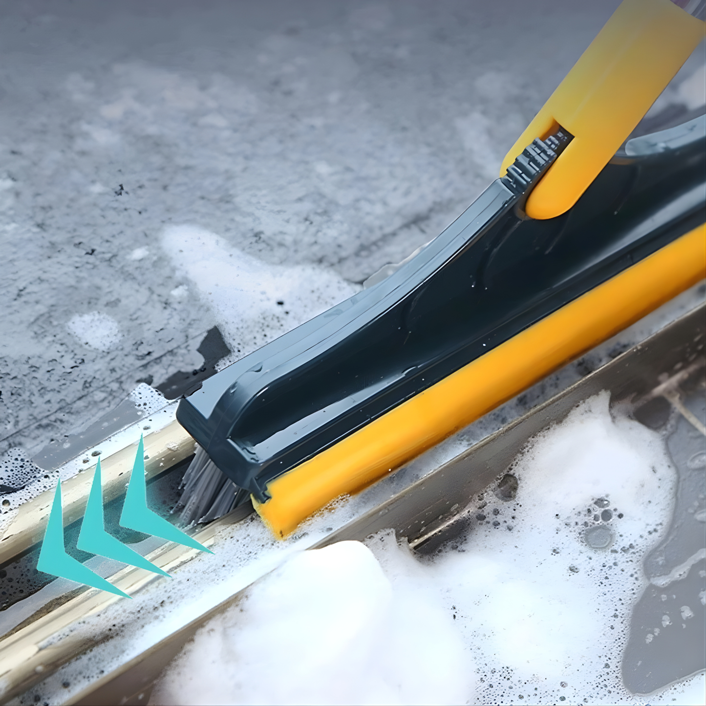 FlexClean Brush – 3-in-1 Cleaning