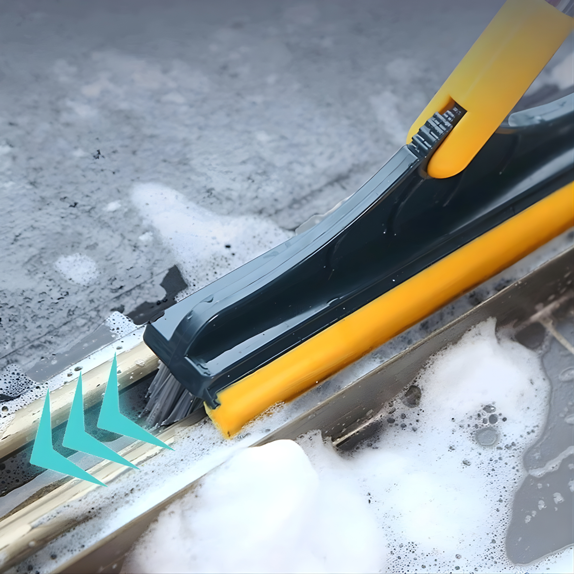 FlexClean Brush – 3-in-1 Cleaning