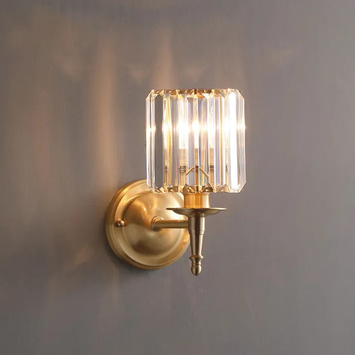 Luxurious sparkle of crystals for an elegant and sophisticated atmosphere