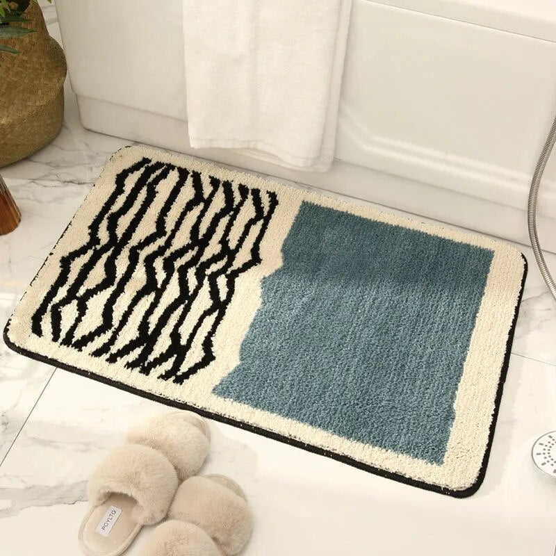 Luxury Handmade Bath Mat with Abstract Design for Stylish Bathrooms