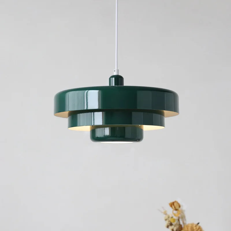 Modern pendant lamp with an elegant appearance