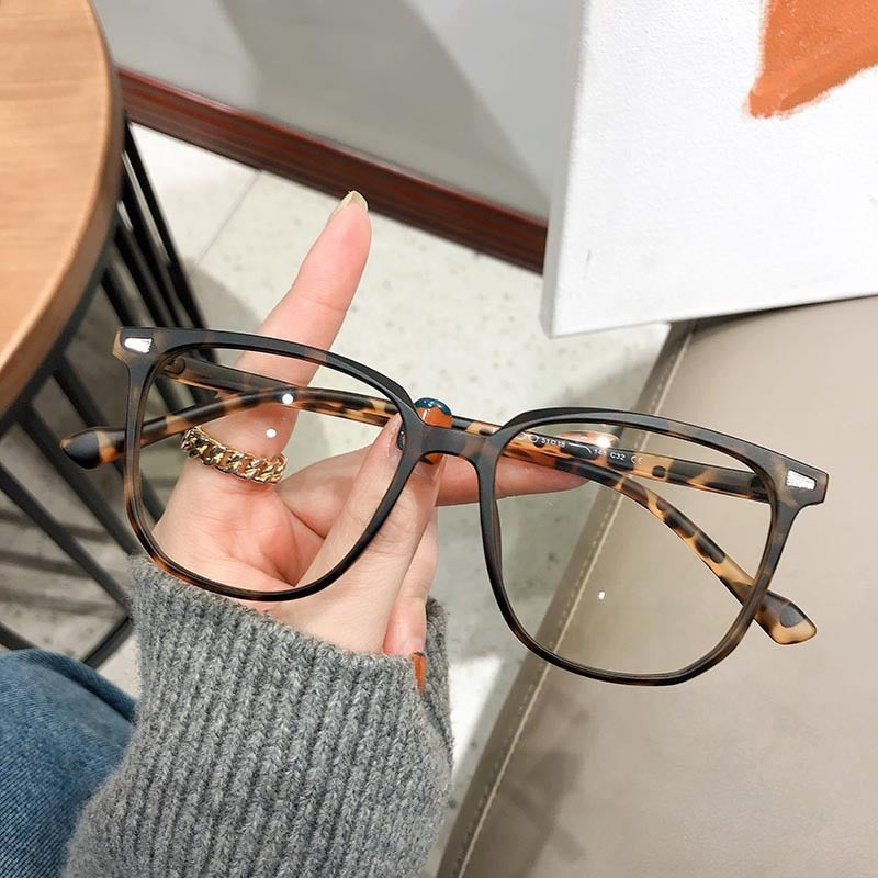 Myopic Prescription Glasses with Blue Light Protection - FocusFrame