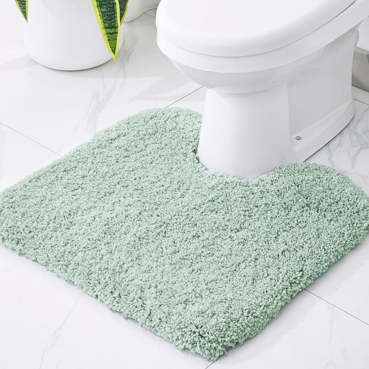 Plush Bathroom Contour Toilet Mat