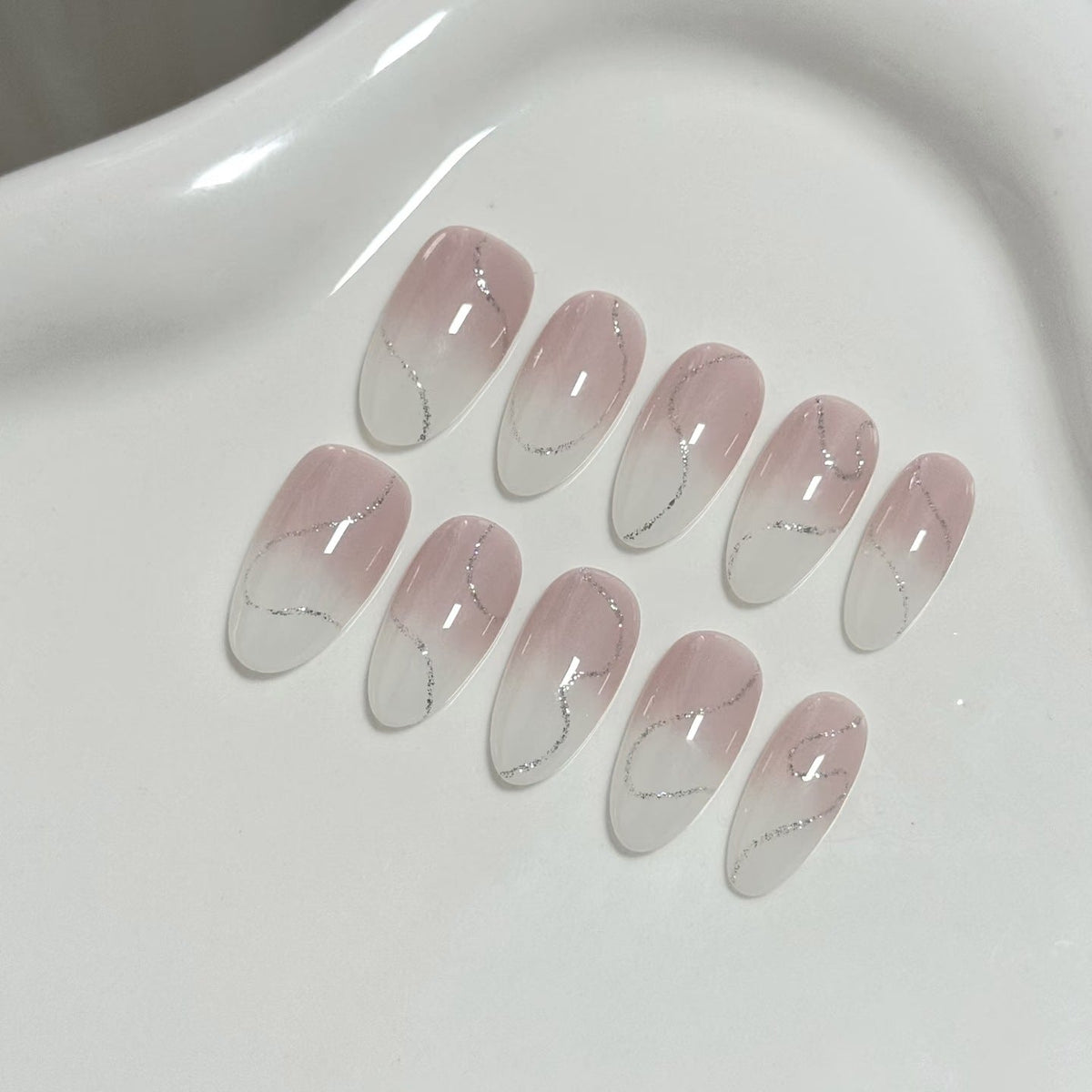 Press-On Nail Set