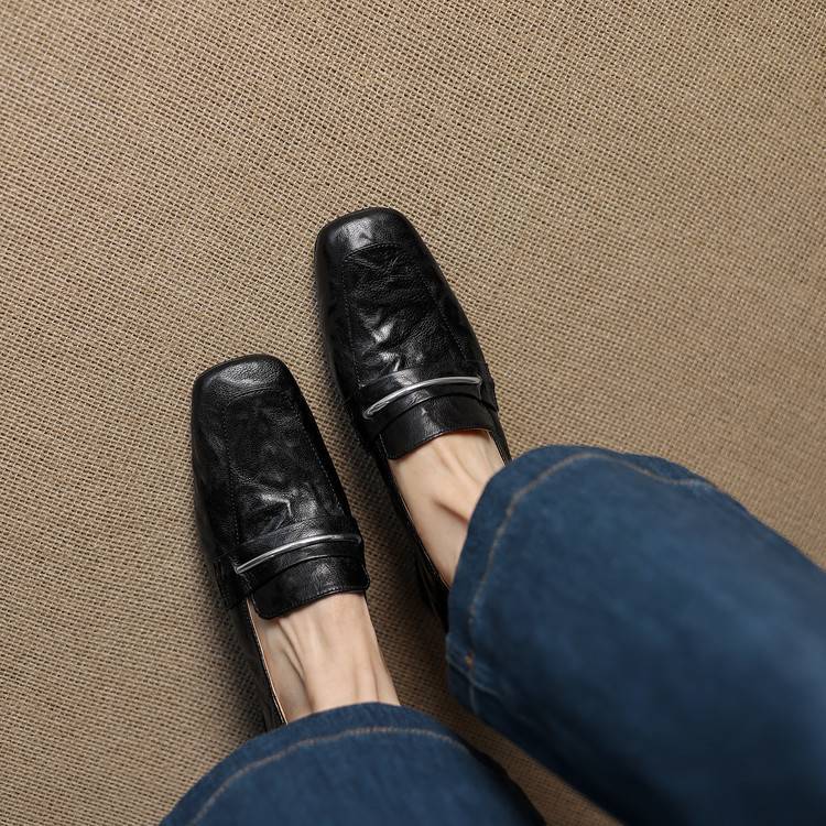 Image of Rita | Women's Heeled Slip-On Loafers