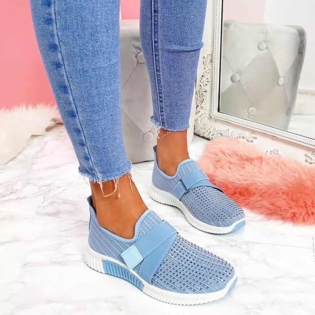Slip-On Sneaker for Women with Velcro | Improve Your Walking Posture!