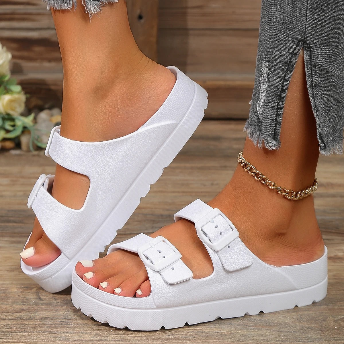 Slippers with Thick Sole for Shock Absorption (Women)