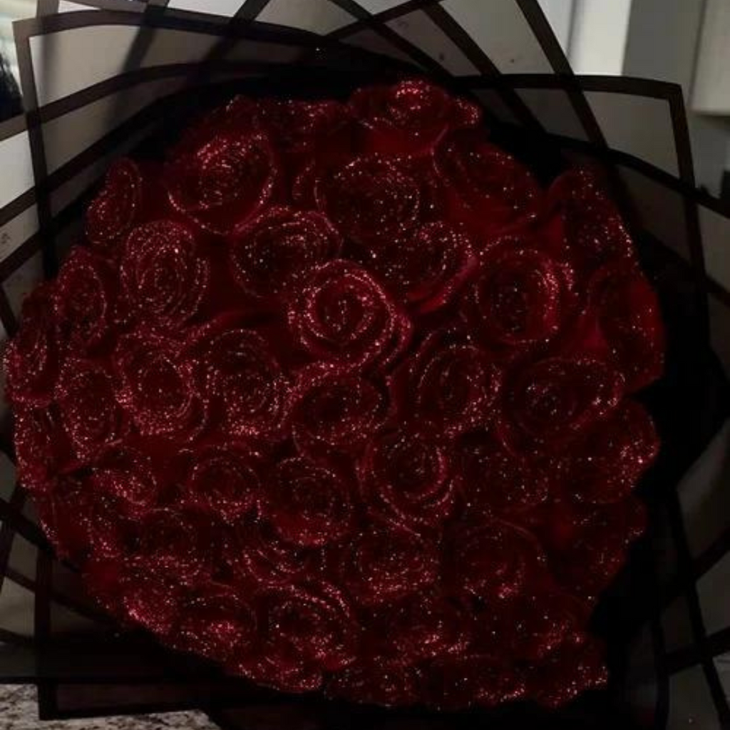 Sparkling Luxurious Roses with Shimmering Finish