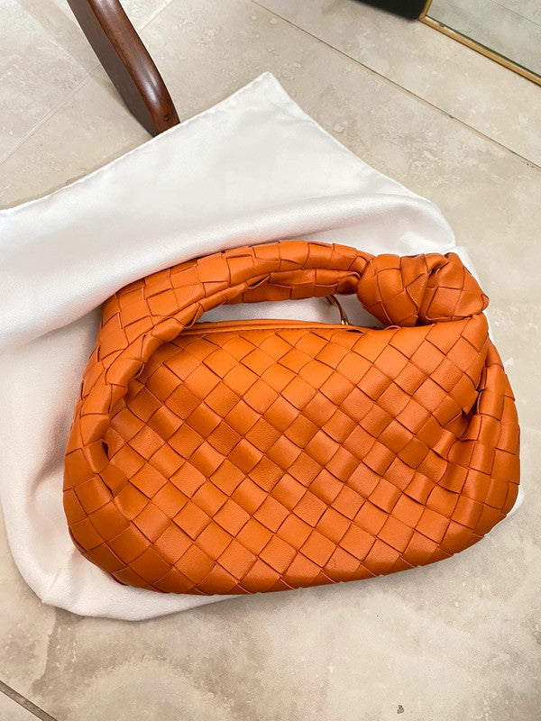 Stylish companion for every moment
