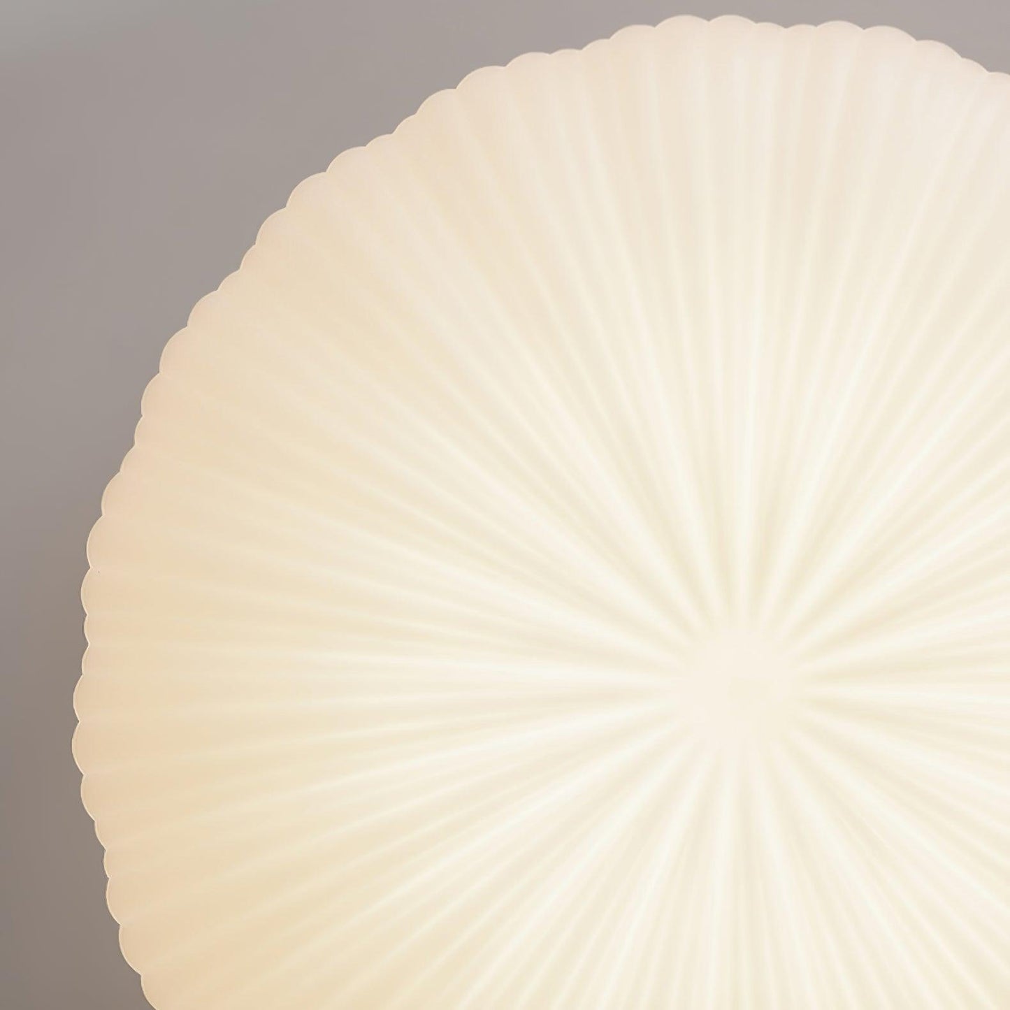 Stylish elegance that will brighten up the space!