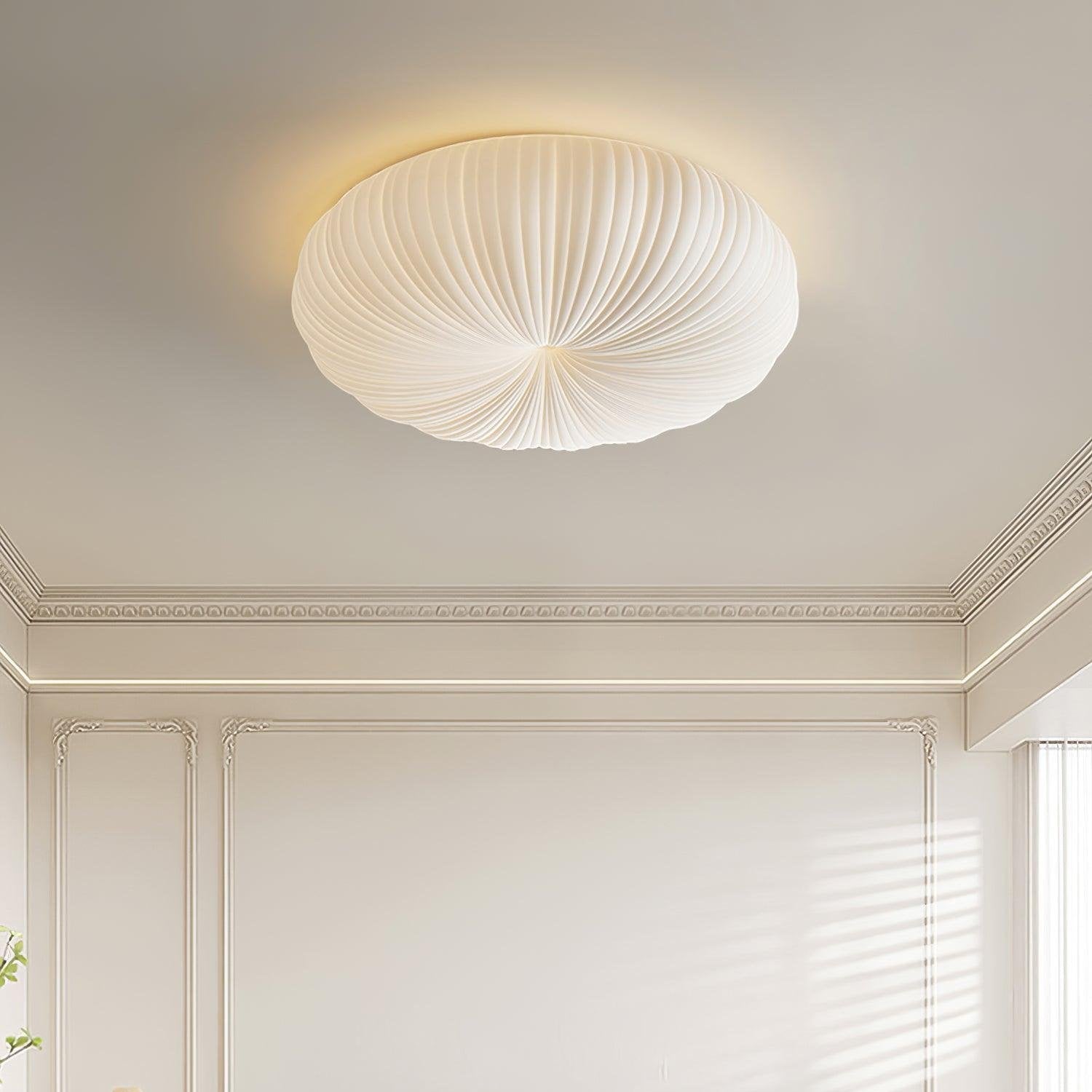 Stylish elegance that will brighten up the space!