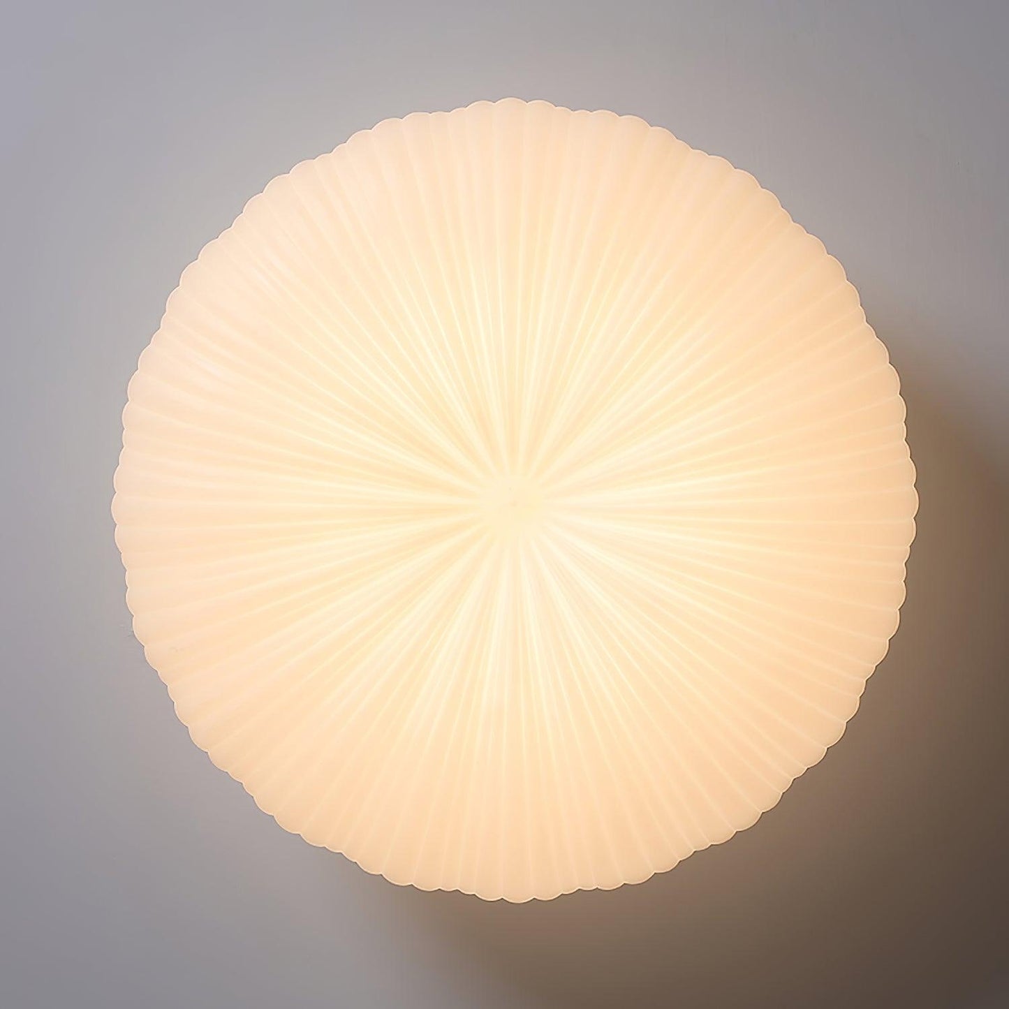 Stylish elegance that will brighten up the space!