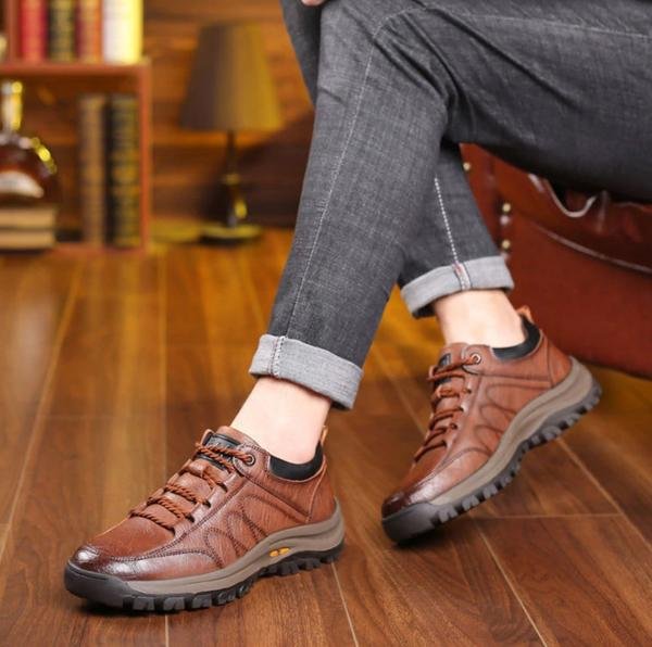 URBANSOLE – Casual men's leather footwear for all-day comfort and protection