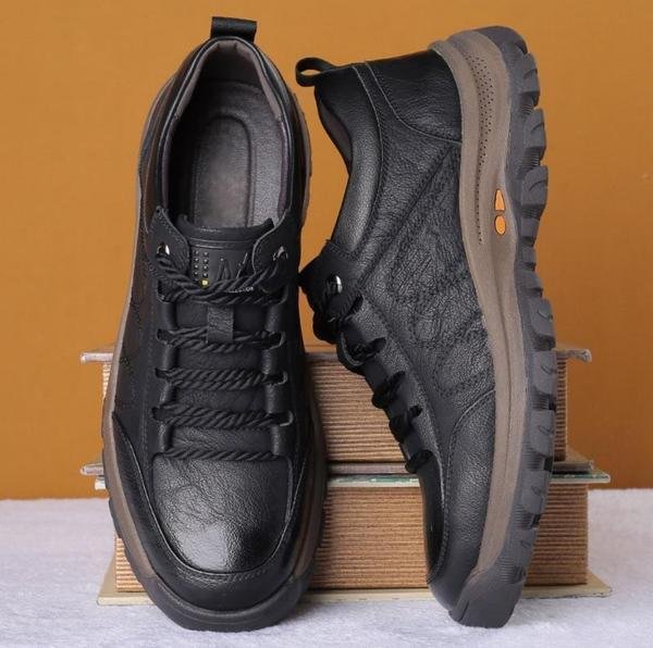 URBANSOLE – Casual men's leather footwear for all-day comfort and protection