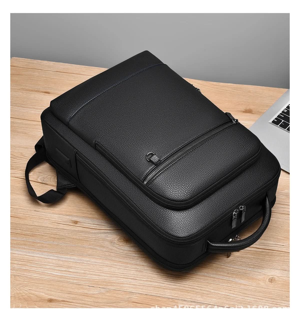 URBANVAULT – Intelligent USB Backpack for Work and Everyday Travel