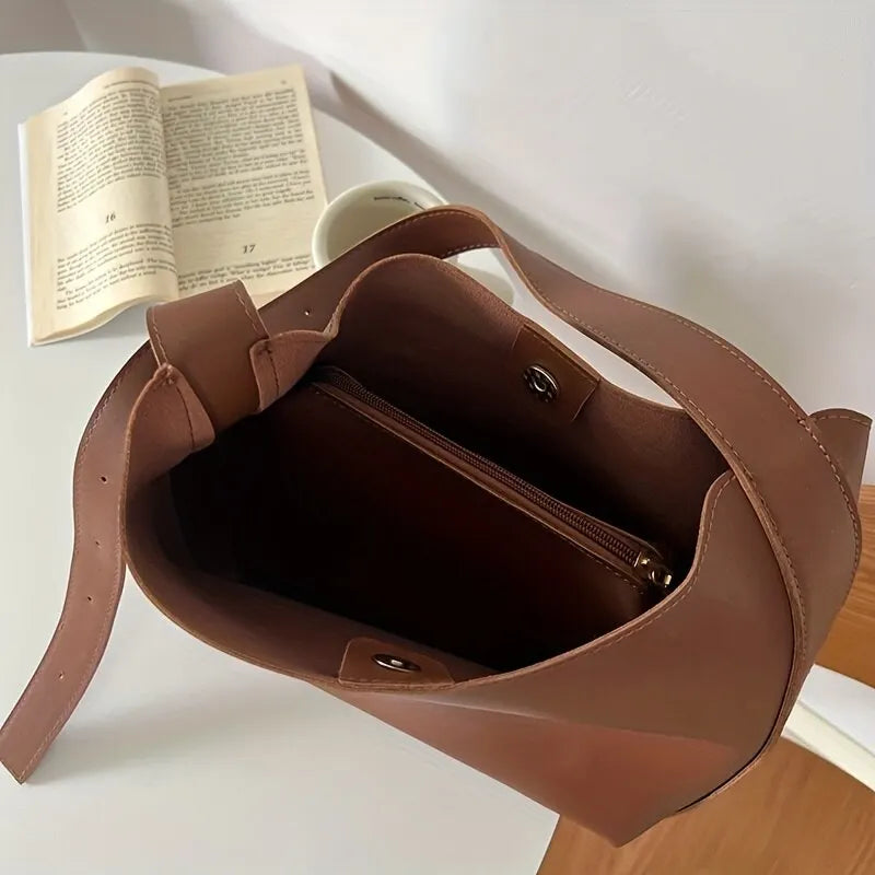 Versatile Women's Shoulder Bag