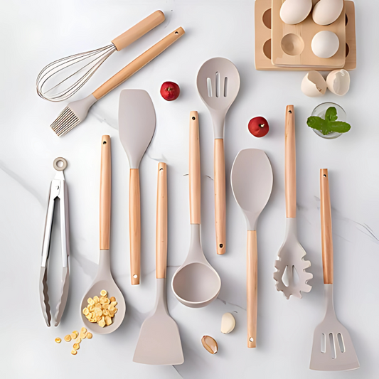 Wearclo | 12 Piece Kitchen Utensil Set with Bamboo Handles