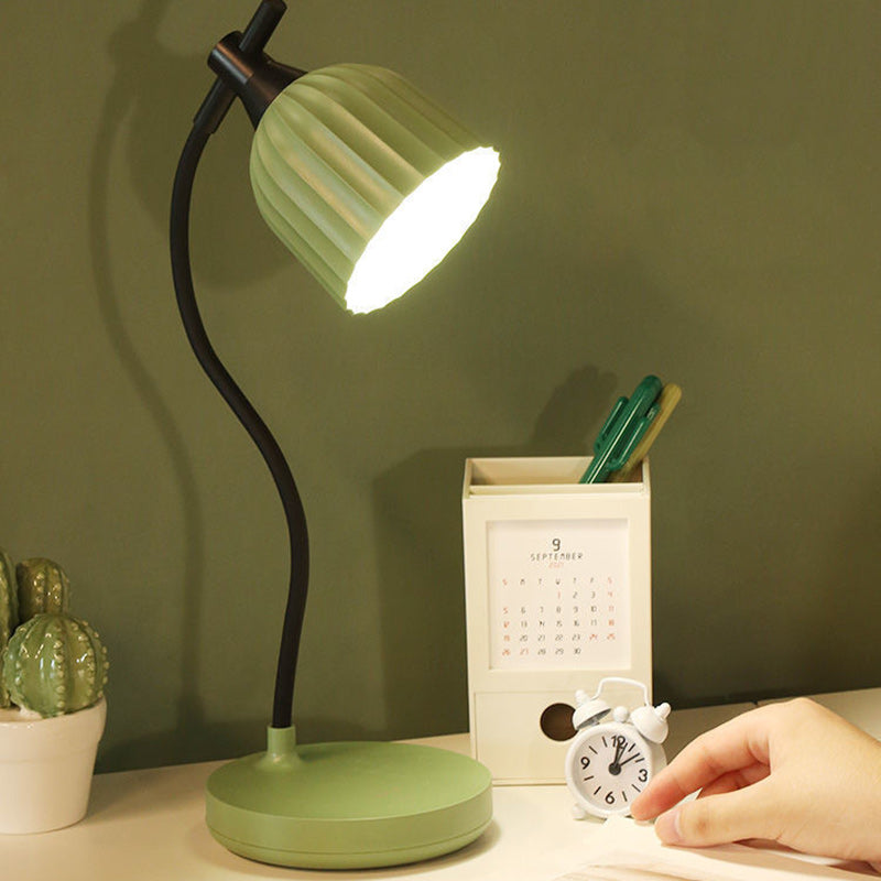 Wearclo | Adjustable LED Desk Lamp | Modern Minimalist Design | Dimmable