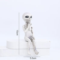 Wearclo | Alien Statue made of Resin for Garden & Outdoor Area