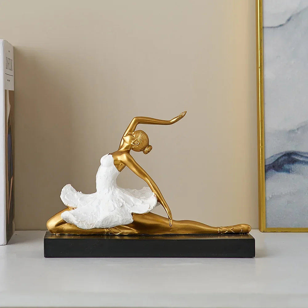 Wearclo | Ballet Dancer Figure for Desk & Living Space