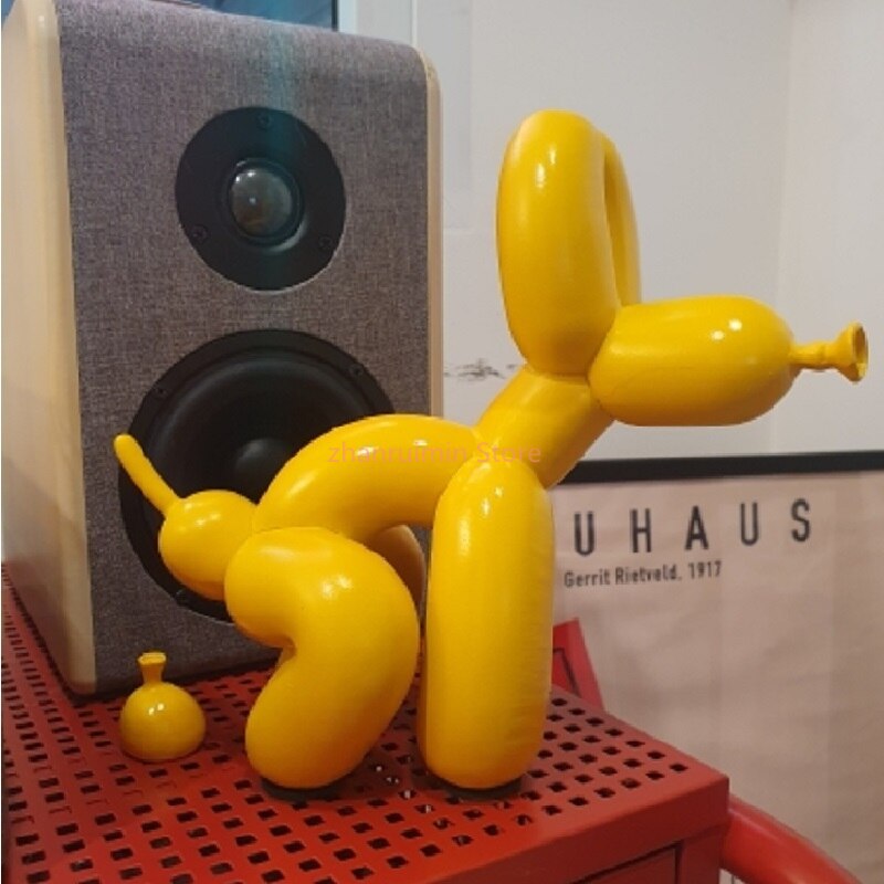 Wearclo | Balloon Dog Resin Figurine