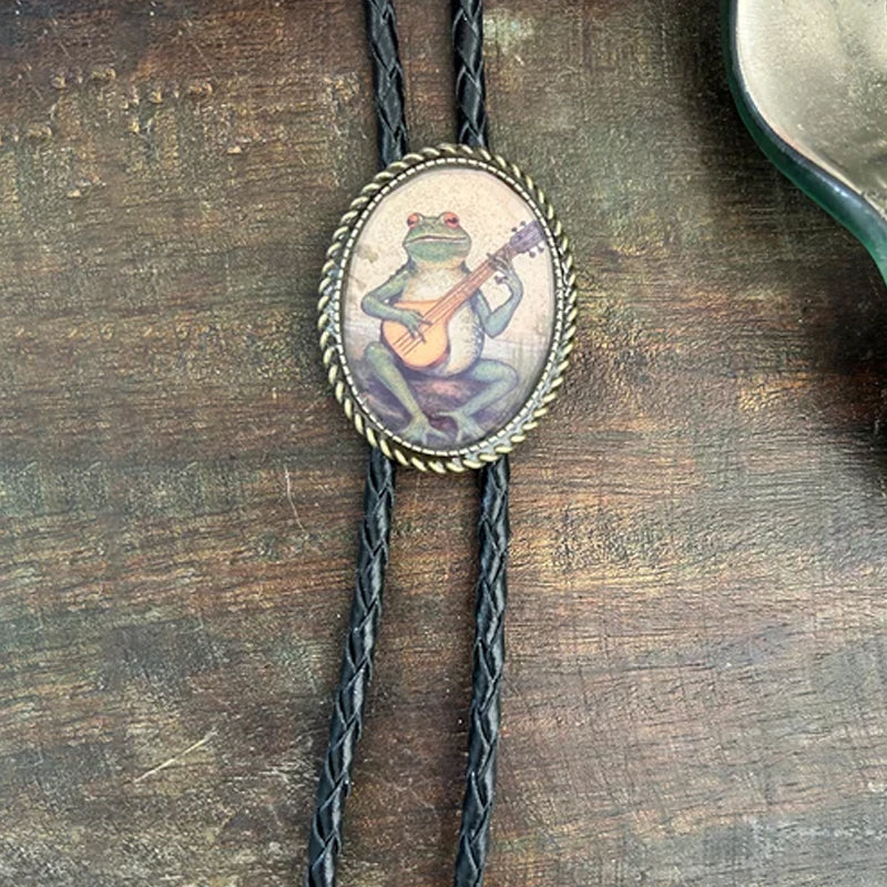 Wearclo | Banjo Frog Bolo Tie