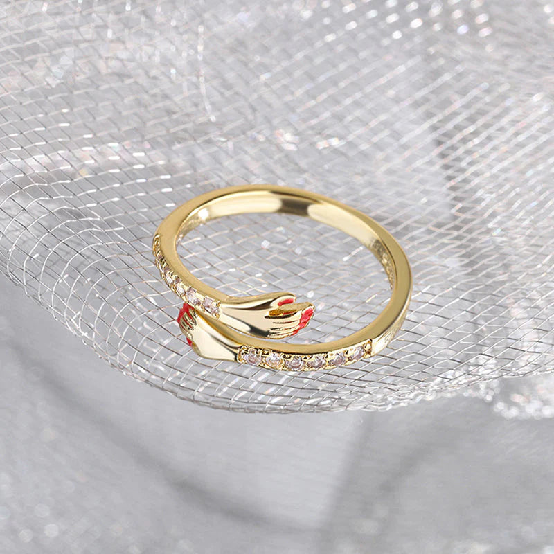 Wearclo | Best Gift - Hug Ring