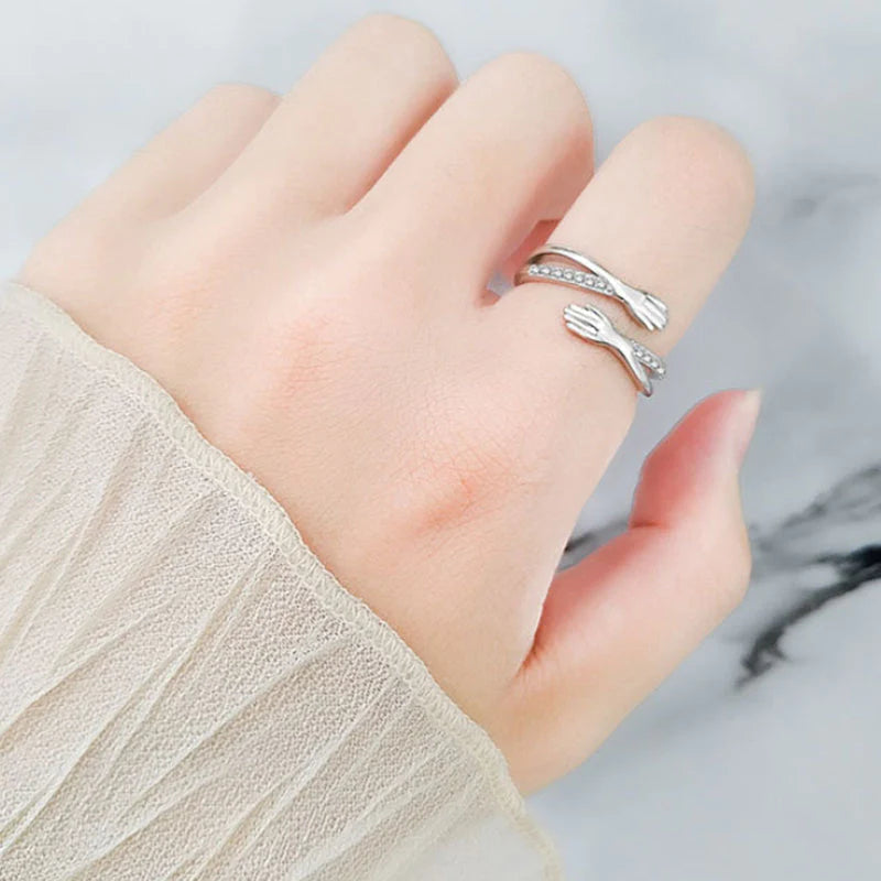 Wearclo | Best Gift - Hug Ring
