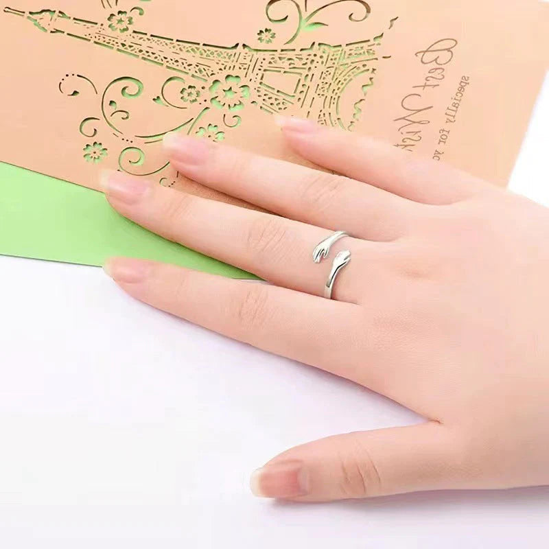 Wearclo | Best Gift - Hug Ring