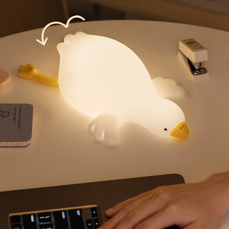 Wearclo | Big White Goose Tap Tap LED Night Light
