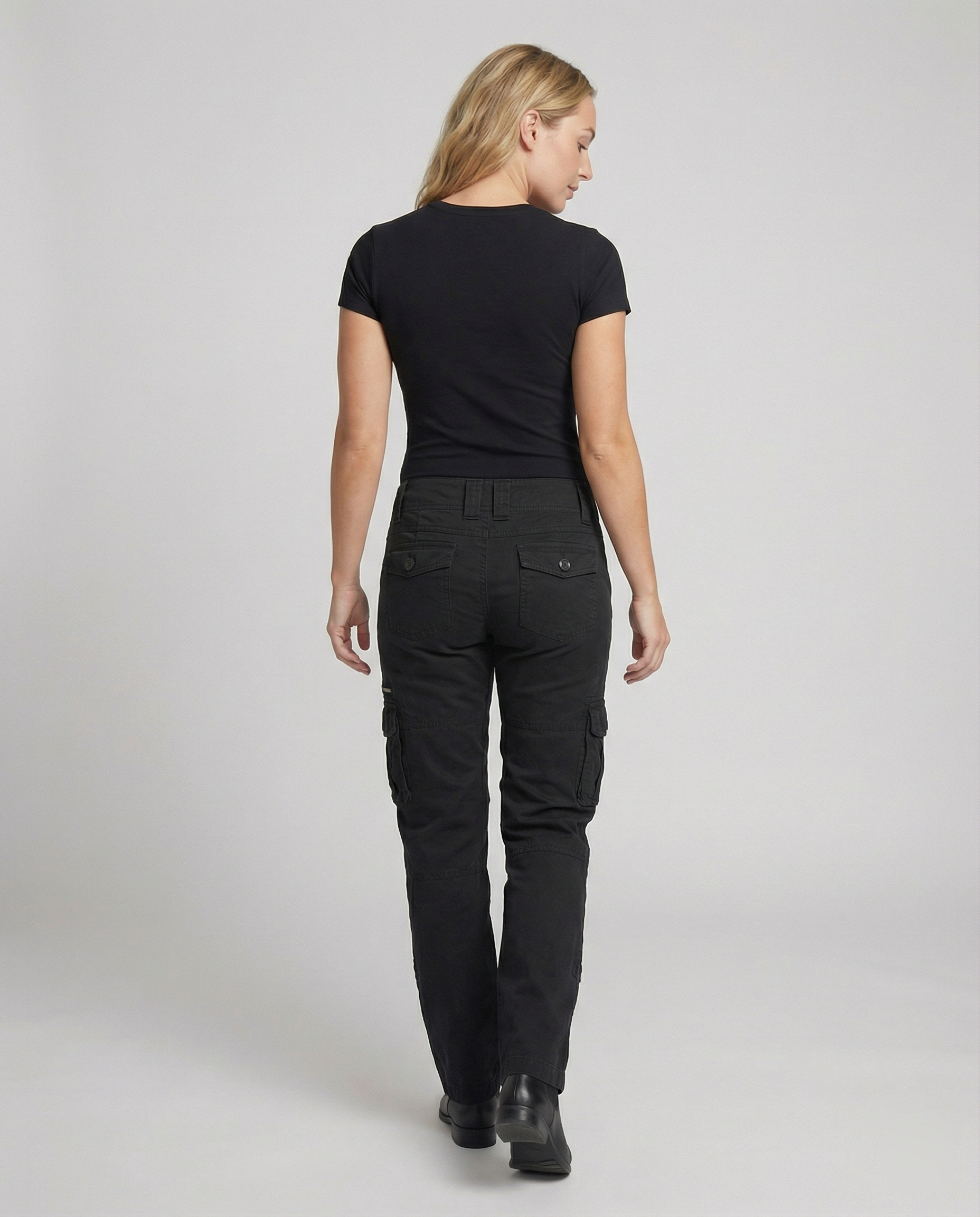 Wearclo | Cargo Pants with Practical Pockets