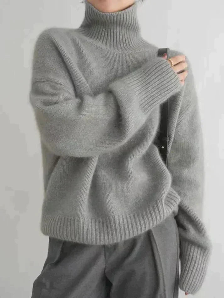 Wearclo | Classic Turtleneck Sweater