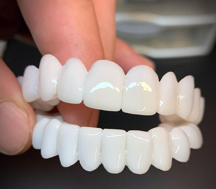 Wearclo | Dental prosthesis
