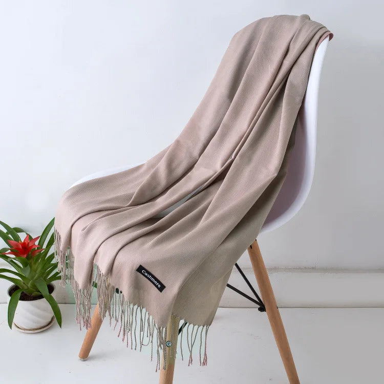 Wearclo | Elegant and Warm Scarf for Women