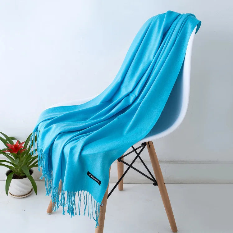Wearclo | Elegant and Warm Scarf for Women