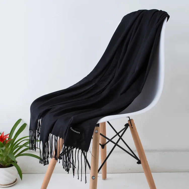 Wearclo | Elegant and Warm Scarf for Women